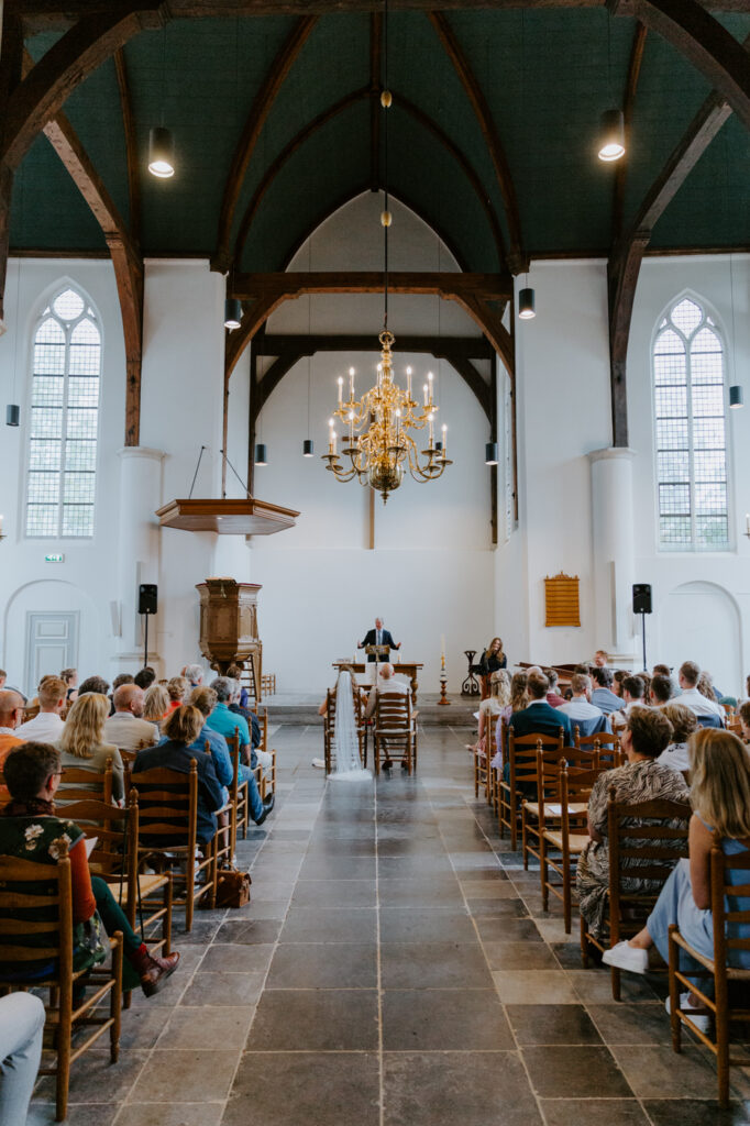Kerk, Kerkdienst, bruiloft, B&B de Ruige Weide in Oudewater, bruid & bruidegom