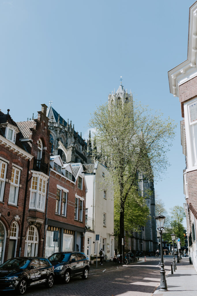 De leuke straatjes van Utrecht tijdens een loveshoot