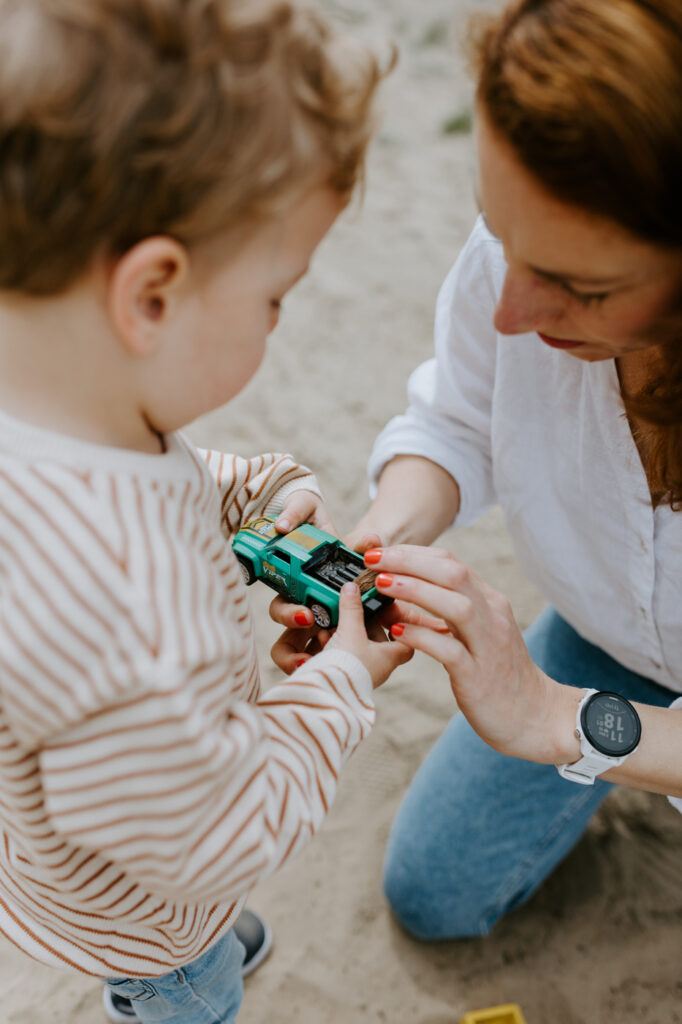 Wekeromse zand | Fotoshoot | Samen spelen in het zand