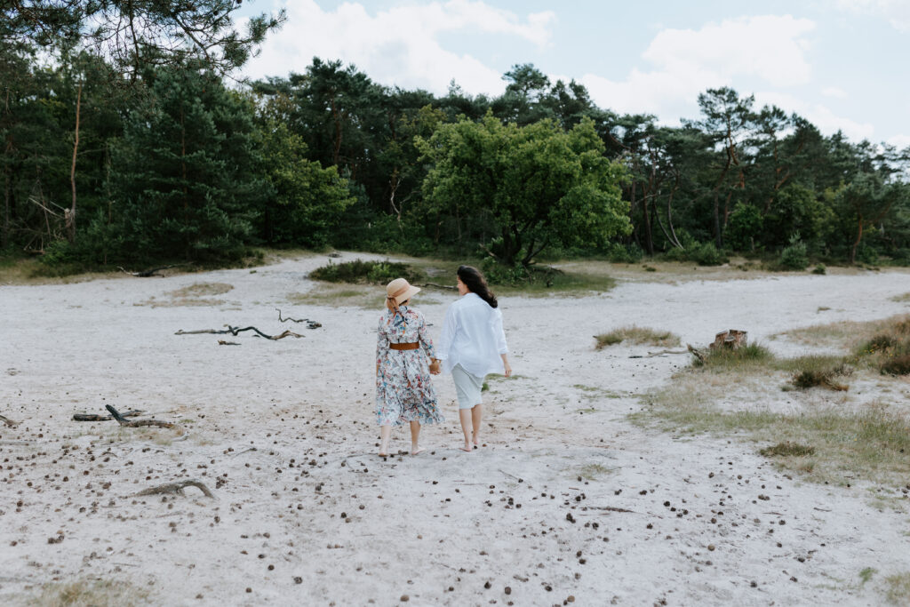 Zwangerschapsshoot op de hei in Hilversum | Zwanger | Generaties